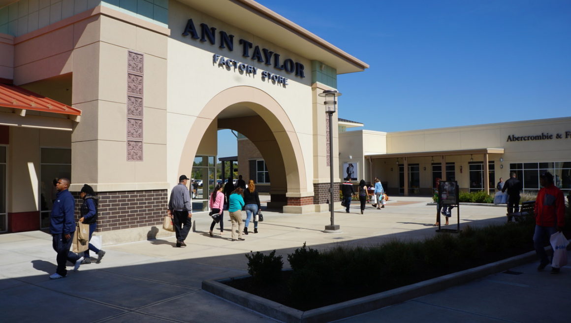chicago outlet malls