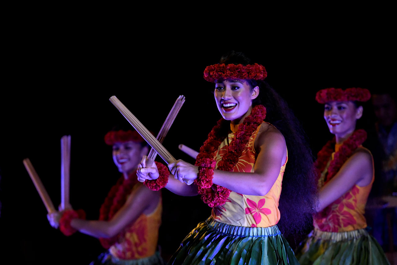 Ka Wa'a: o luau do Aulani